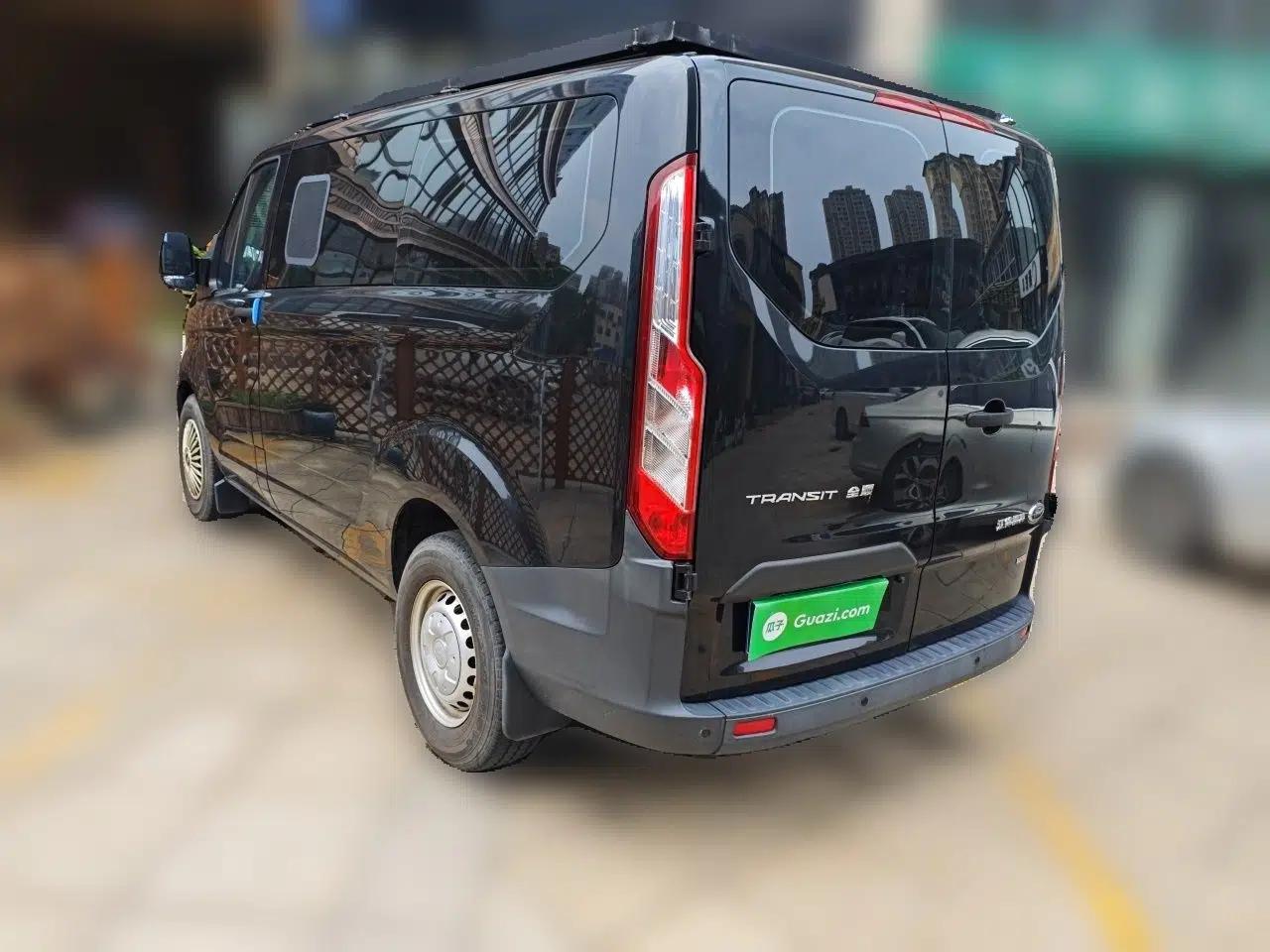 Ford Transit 2019 2.0T Diesel Multi-Purpose Commercial Vehicle Short Wheelbase Low Roof 6-Seater China VI Standard — миниатюра 4