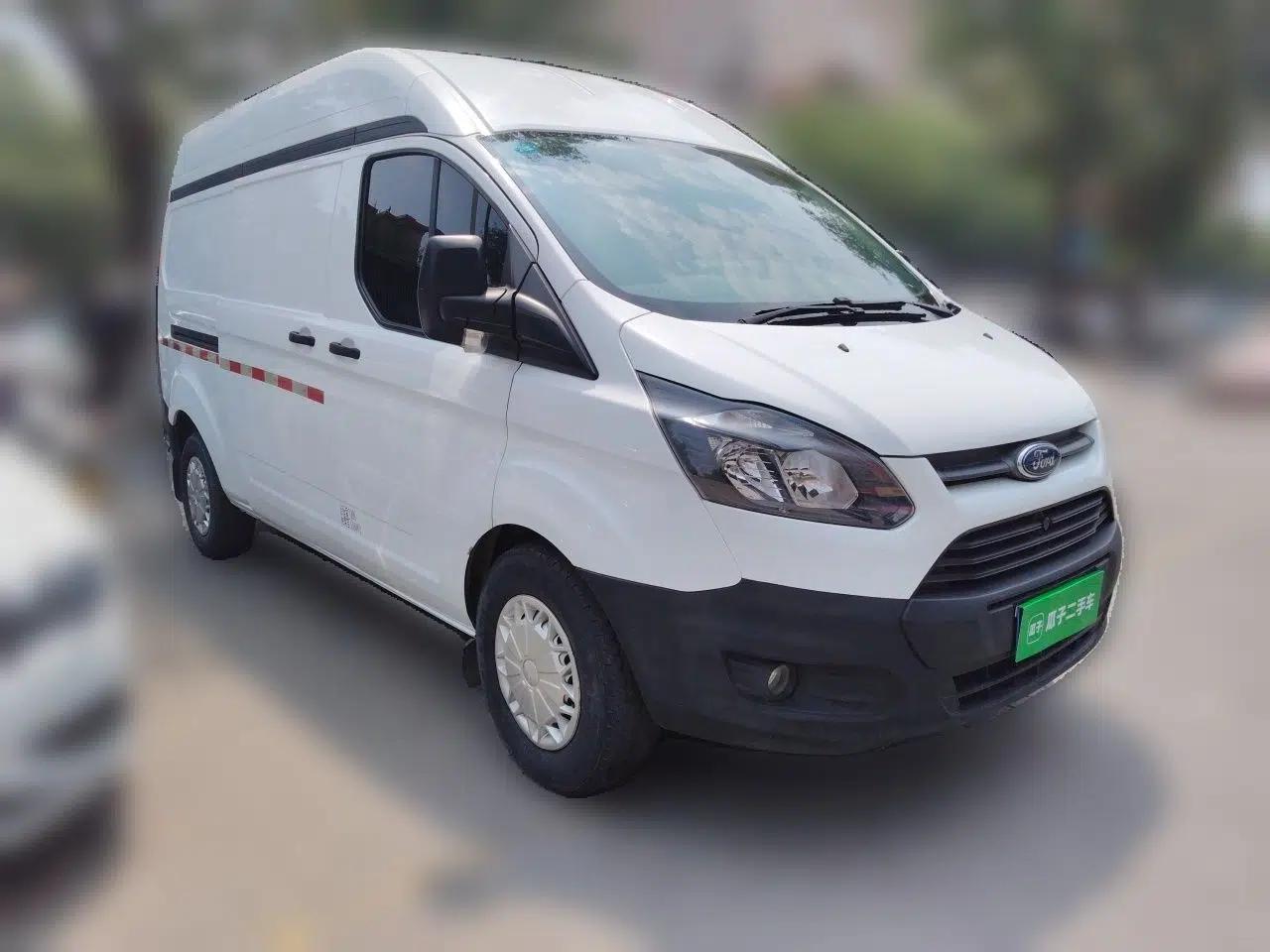 Ford Transit 2019 2.0T Gasoline Van Mid-axle Mid-roof 3-Seater China VI Standard — миниатюра 3
