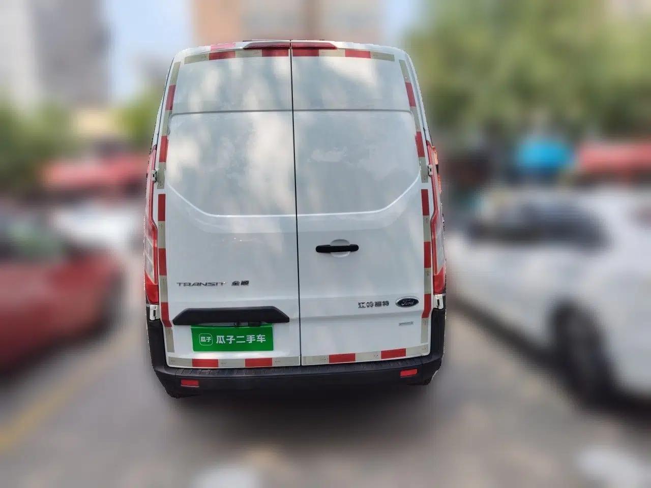 Ford Transit 2019 2.0T Gasoline Van Mid-axle Mid-roof 3-Seater China VI Standard — миниатюра 5