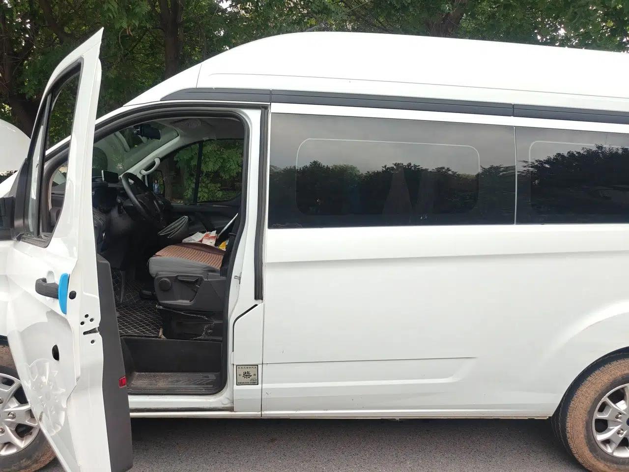 Ford Transit 2019 2.0T Diesel Multi-Purpose Commercial Vehicle Mid-Drive Mid-Roof 6-Seater China VI Standard — миниатюра 17