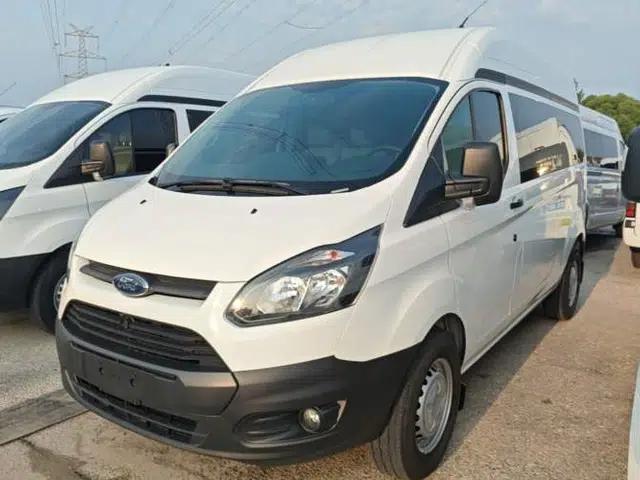 Ford Transit 2019 2.0T Diesel Multi-Purpose Commercial Vehicle Mid-Drive Mid-Roof 6-Seater China VI Standard