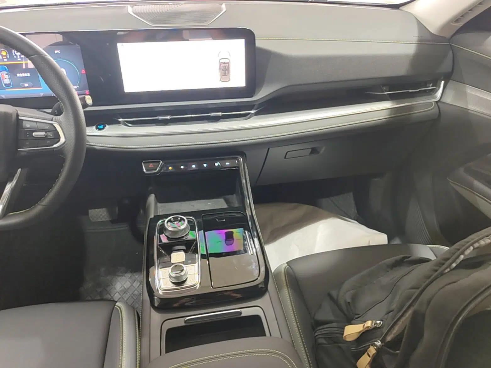 Ford Equator Sport New Energy 2025 Platinum Edition — миниатюра 20