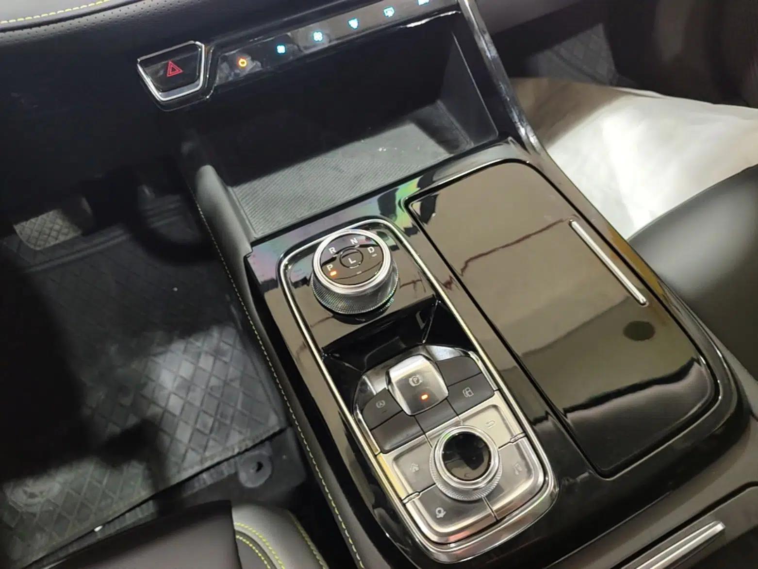 Ford Equator Sport New Energy 2025 Platinum Edition — миниатюра 21