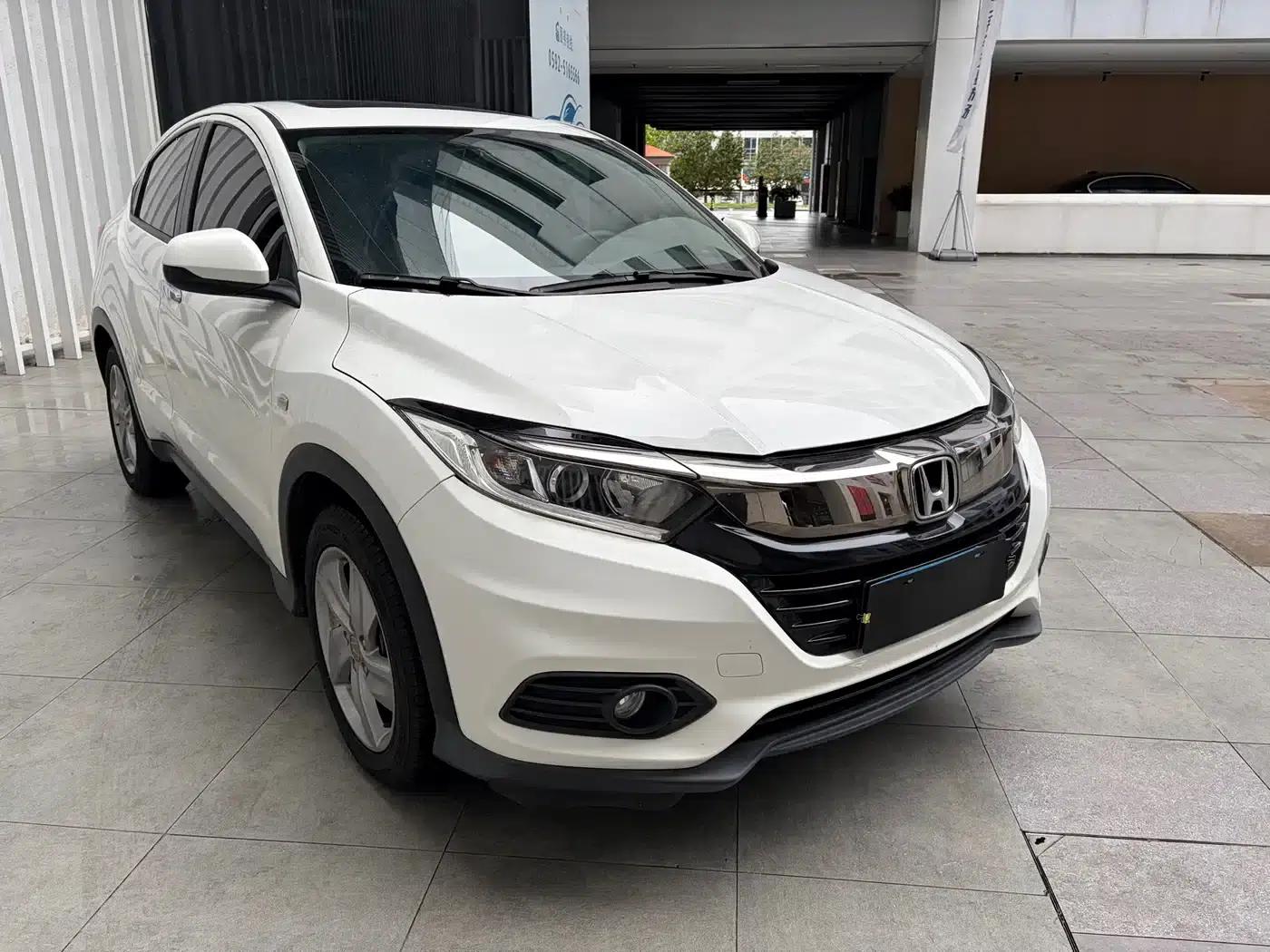 Vezel 2020 1.5L CVT Pioneer Edition — миниатюра 14