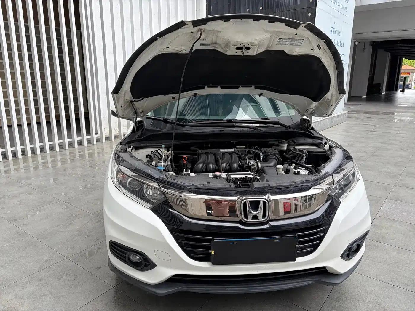 Vezel 2020 1.5L CVT Pioneer Edition — миниатюра 6