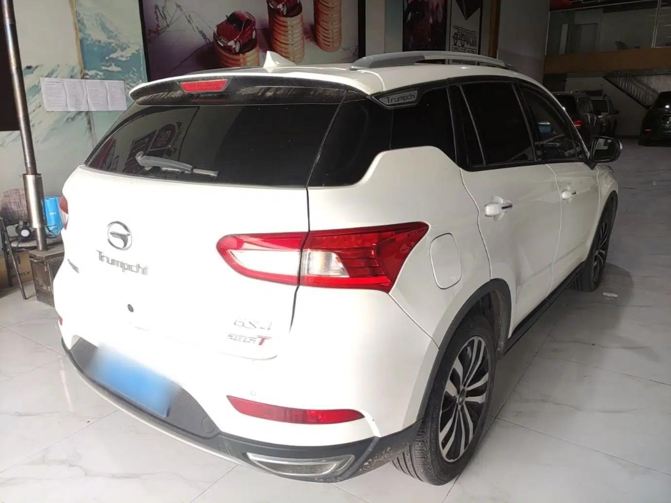 GAC Trumpchi GS4 2017 235T Manual Two-Wheel Drive Luxury Edition — миниатюра 6