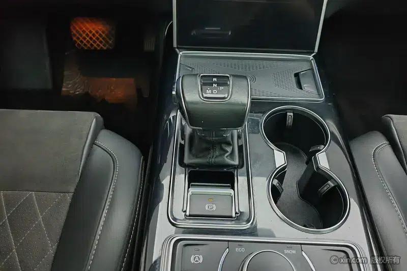 Hongqi HS7 2022 2.0T DCT 2WD Intelligent Flagship Edition — миниатюра 15