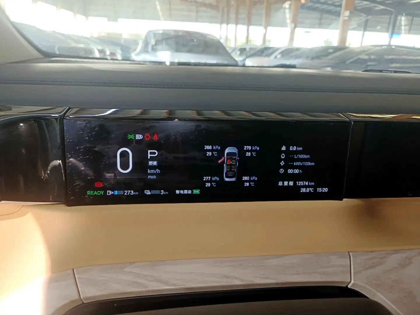 GAC Trumpchi E8 New Energy 2024 150km MAX+ — миниатюра 14
