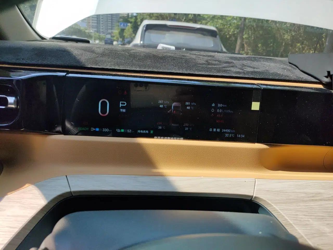 GAC Trumpchi E8 New Energy 2024 150km MAX — миниатюра 11