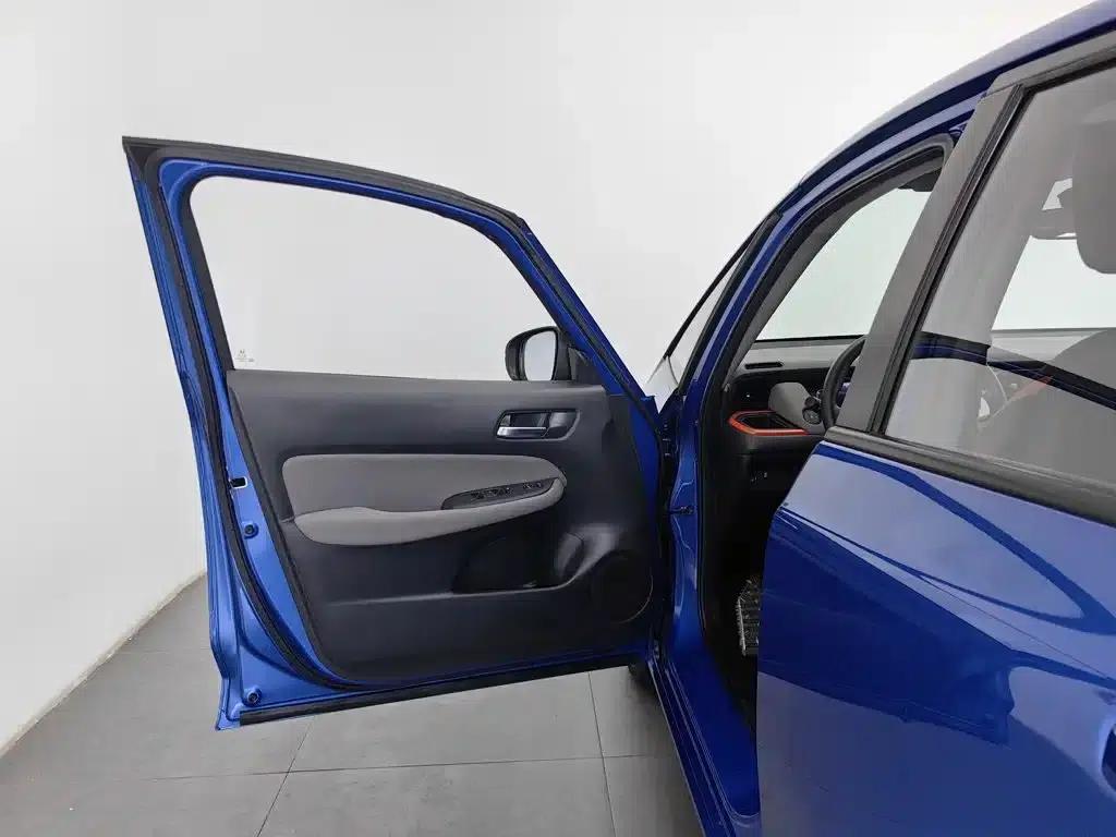 LIFE 2021 1.5L CVT SPORT Edition — миниатюра 8
