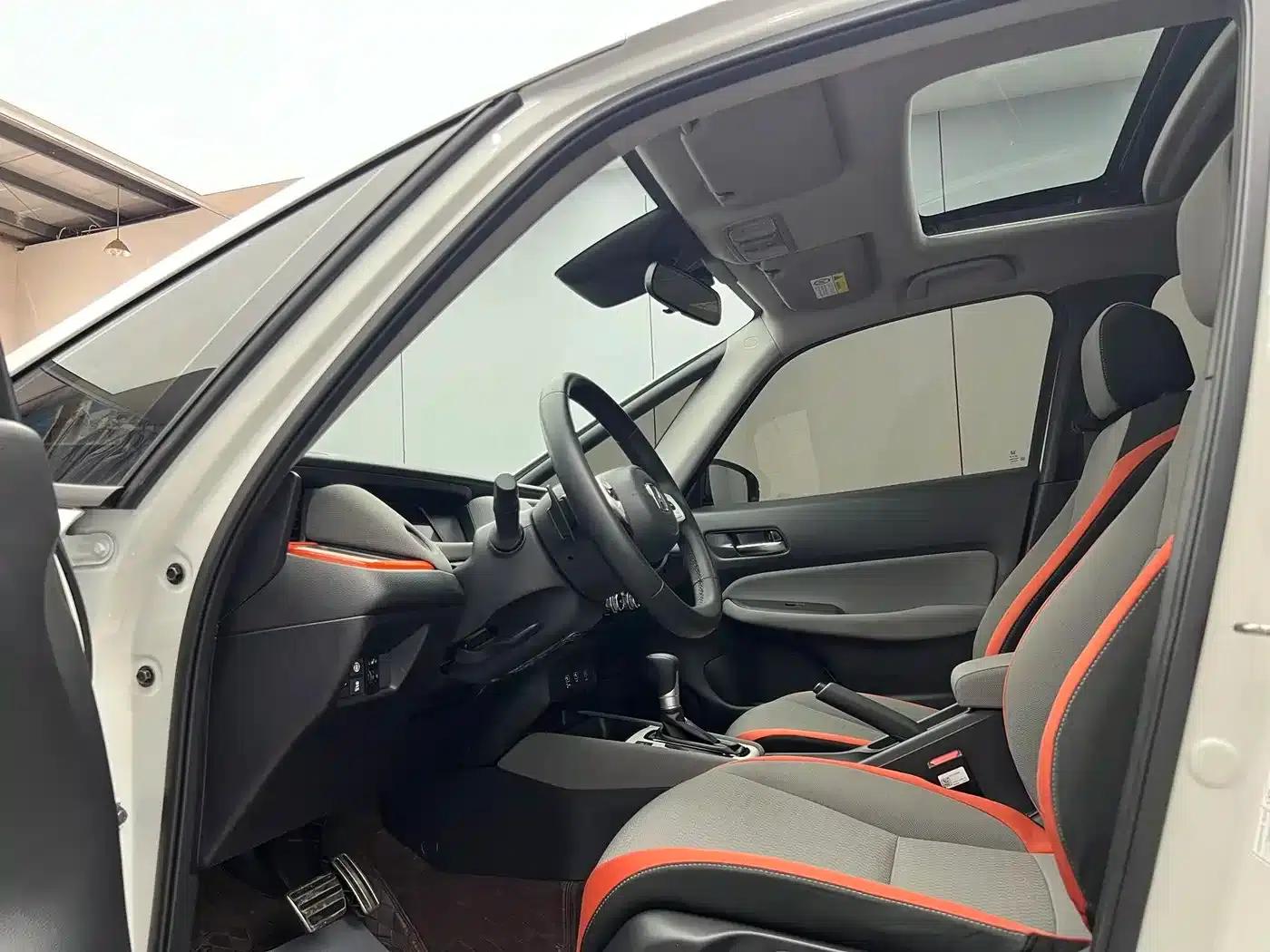 LIFE 2023 1.5L CVT SPO-SS Dynamic Edition — миниатюра 7