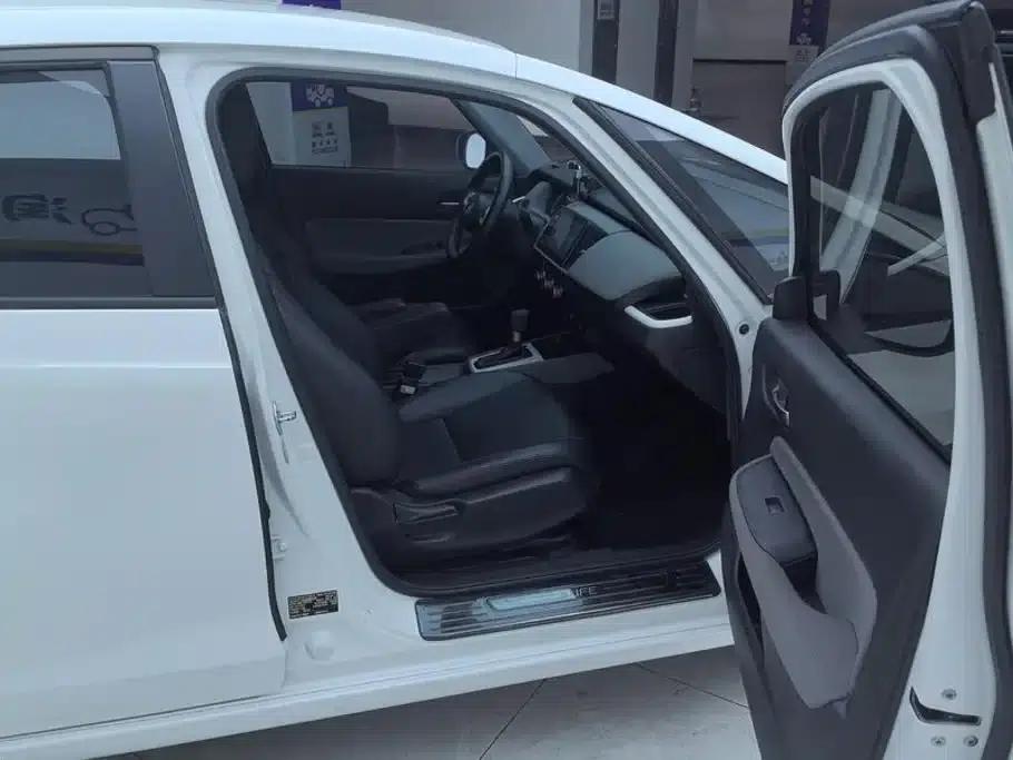 LIFE 2021 1.5L CVT SPORT Edition — миниатюра 8