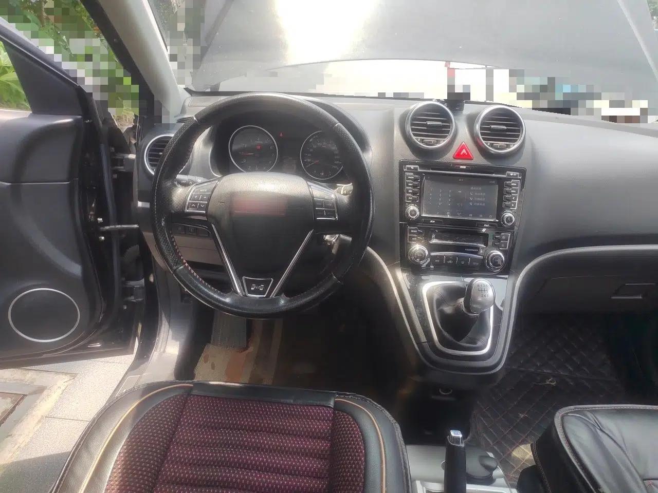 Haval H6 2015 Upgraded Model 1.5T Manual Two-Wheel Drive Elite Version — миниатюра 10