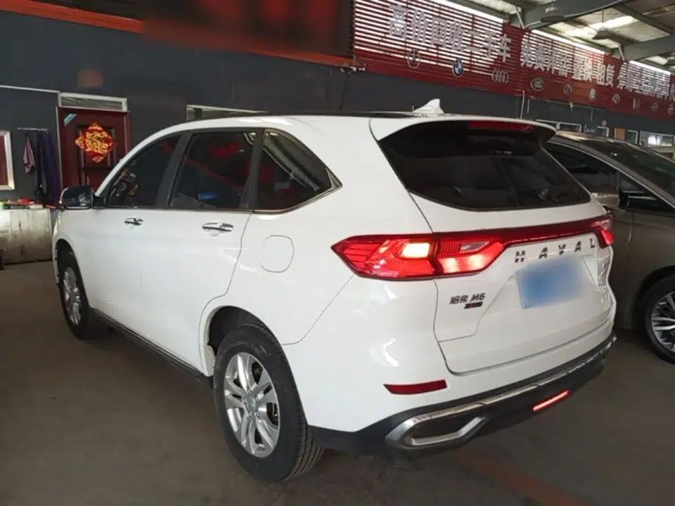 Haval M6 2021 PLUS 1.5T DCT Elite Smart Connectivity Model — миниатюра 4