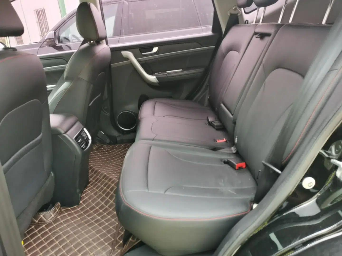 Haval M6 2018 Revised Version 1.5T DCT Two-Wheel Drive Elite Edition — миниатюра 20