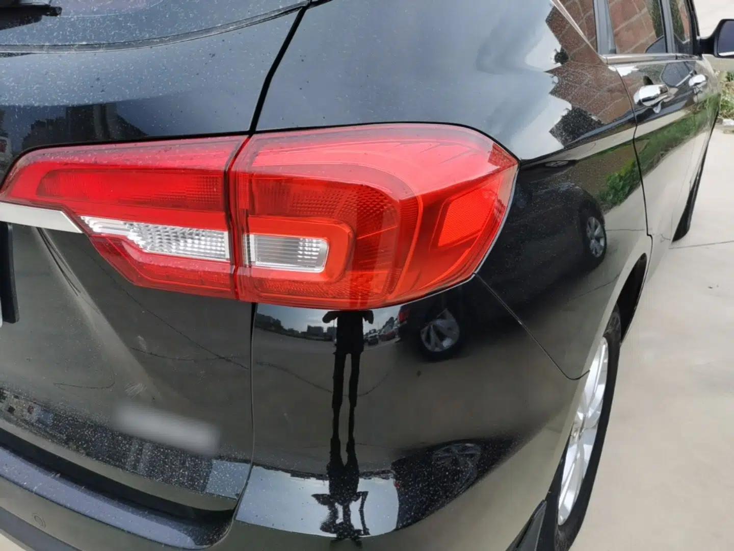 Haval M6 2018 Revised Version 1.5T DCT Two-Wheel Drive Elite Edition — миниатюра 9