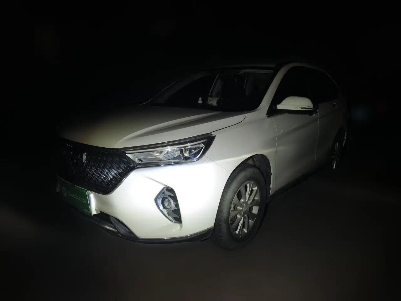 Haval M6 2021 PLUS 1.5T DCT Luxury Smart Connectivity Model — миниатюра 1