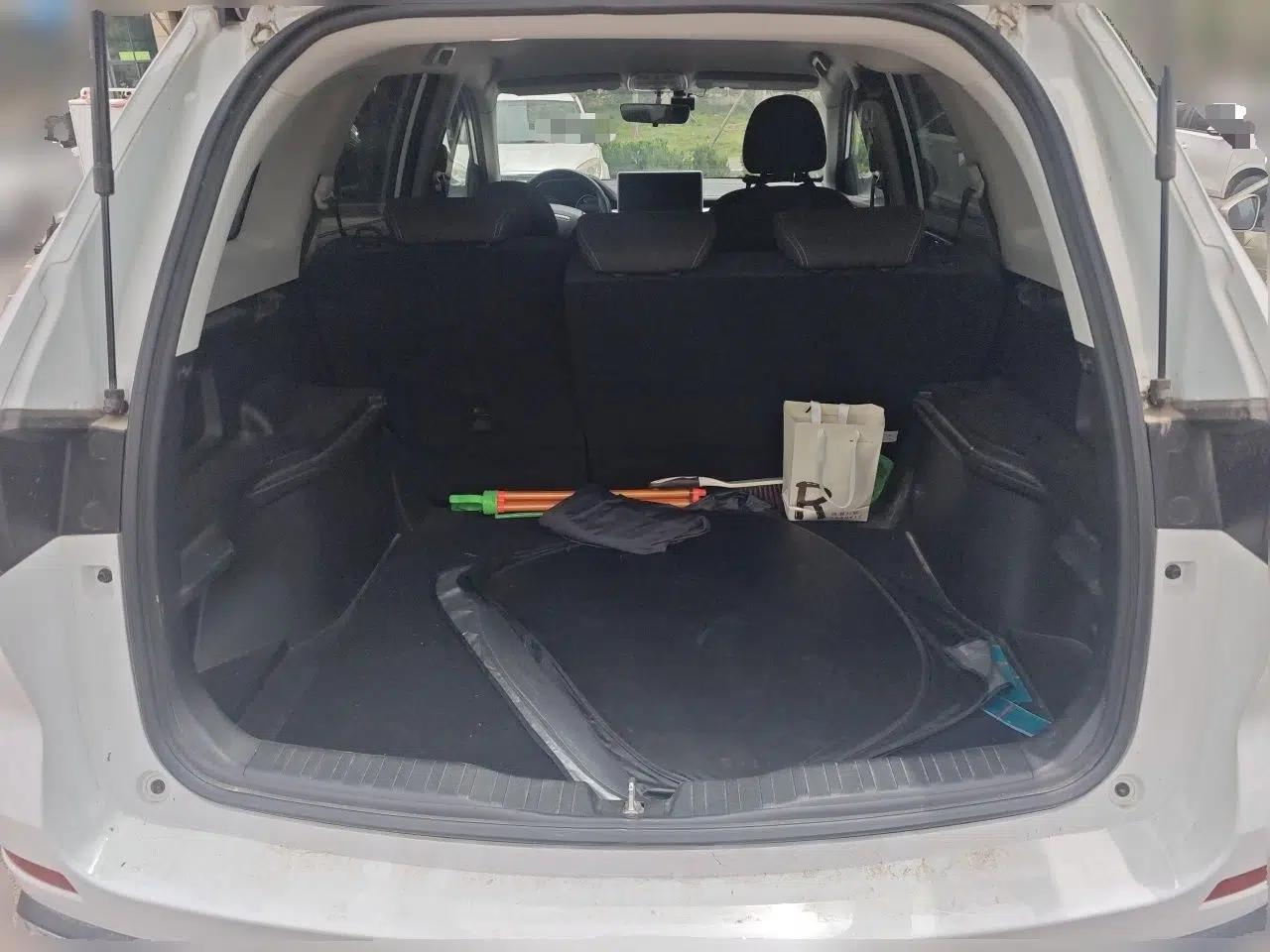 Haval M6 2023 PLUS 1.5T DCT Elite Smart Connectivity Model — миниатюра 16