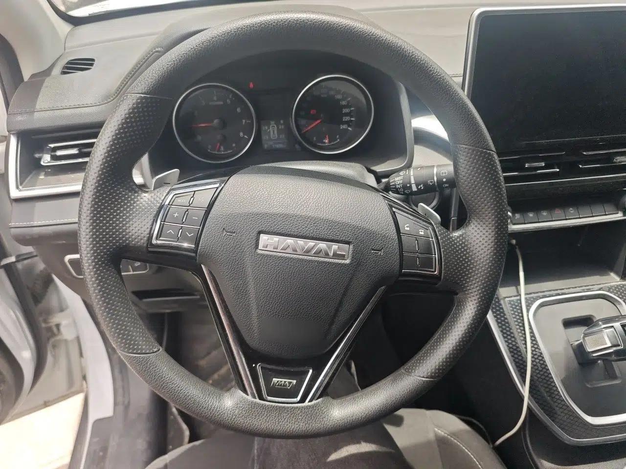 Haval M6 2023 PLUS 1.5T DCT Elite Smart Connectivity Model — миниатюра 9