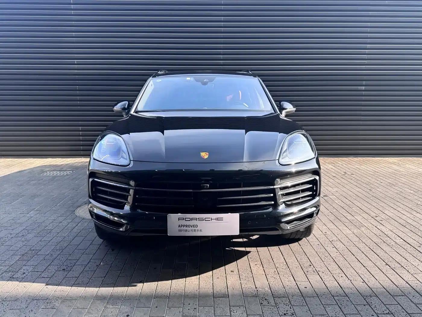 2023 Cayenne 3.0T Platinum Edition — миниатюра 4
