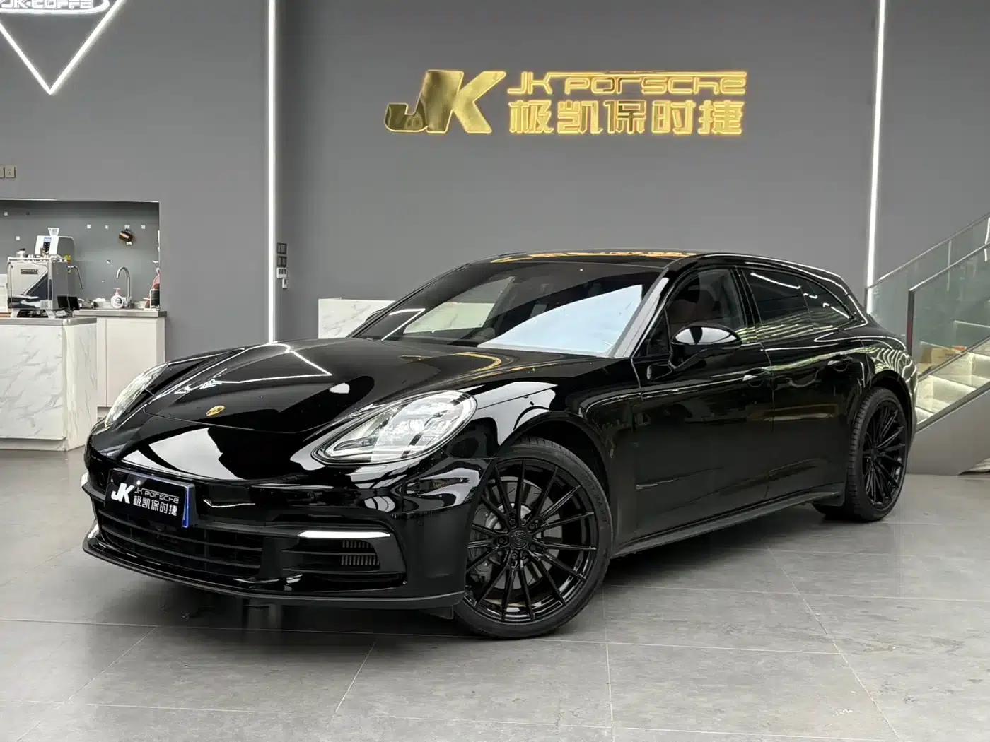 Panamera 2017 Panamera 4S Sport Turismo 2.9T — миниатюра 1