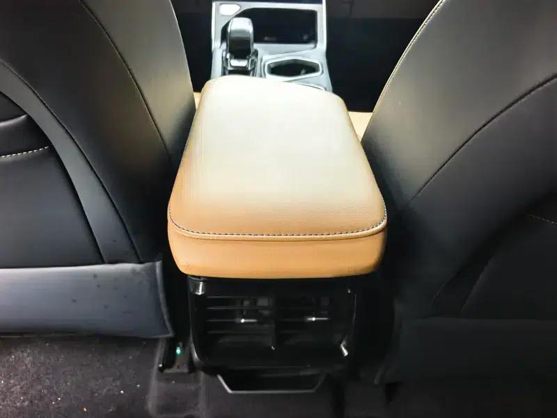 Geely Boyue L 2023 1.5TD DCT Premium Edition — миниатюра 12