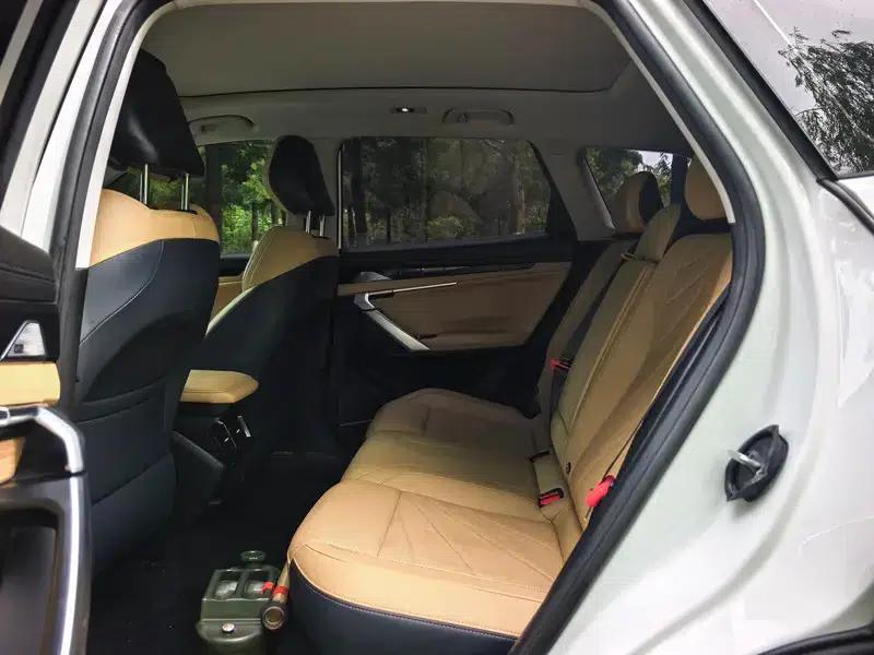 Geely Boyue L 2023 1.5TD DCT Premium Edition — миниатюра 16