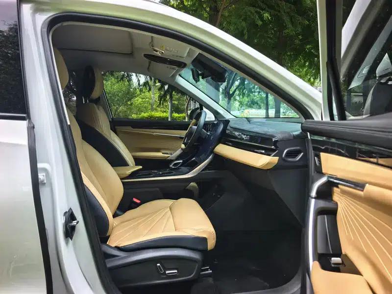 Geely Boyue L 2023 1.5TD DCT Premium Edition — миниатюра 18
