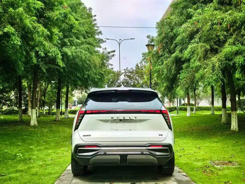 Geely Boyue L 2023 1.5TD DCT Premium Edition — миниатюра 4