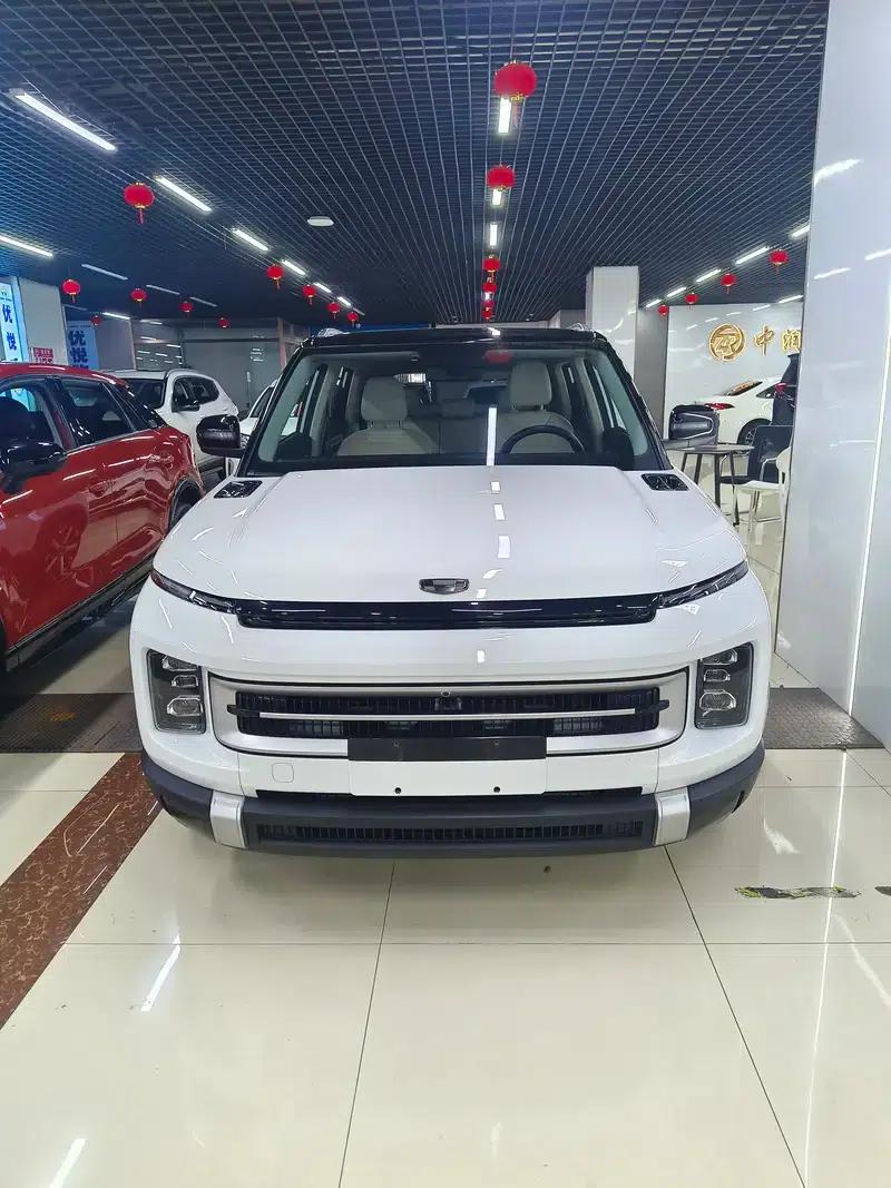 Geely ICON 2023 1.5TD Chocolate Premium Edition — миниатюра 2