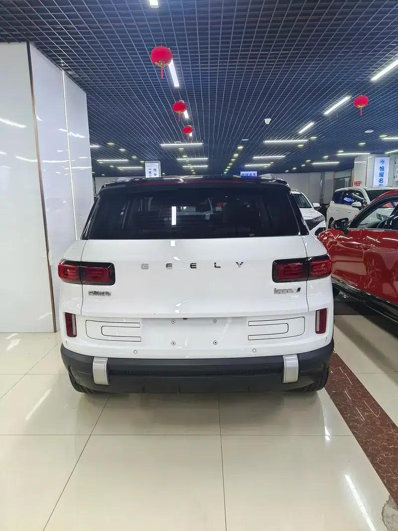 Geely ICON 2023 1.5TD Chocolate Premium Edition — миниатюра 5