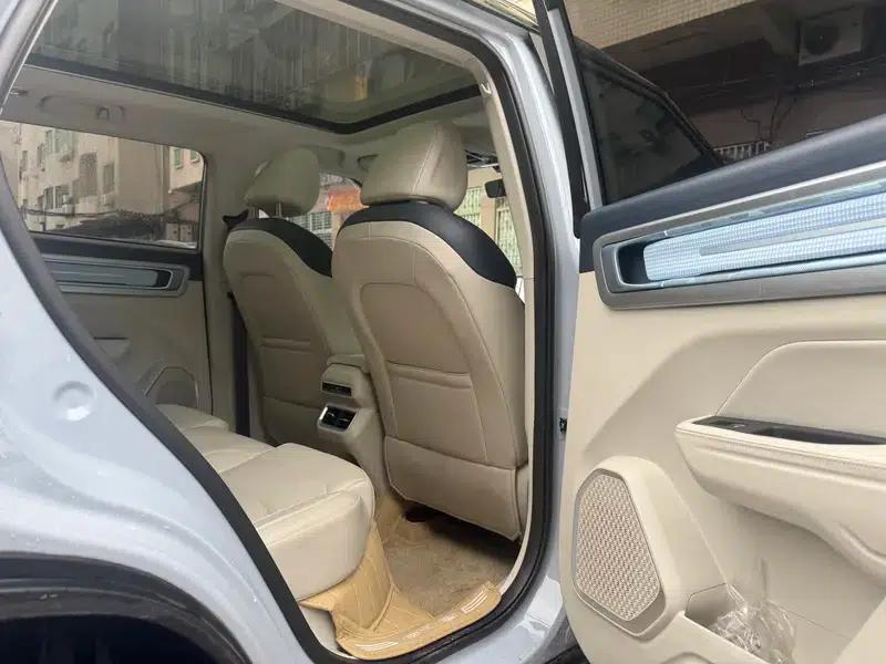Geely ICON 2023 1.5TD Chocolate Premium Edition — миниатюра 26