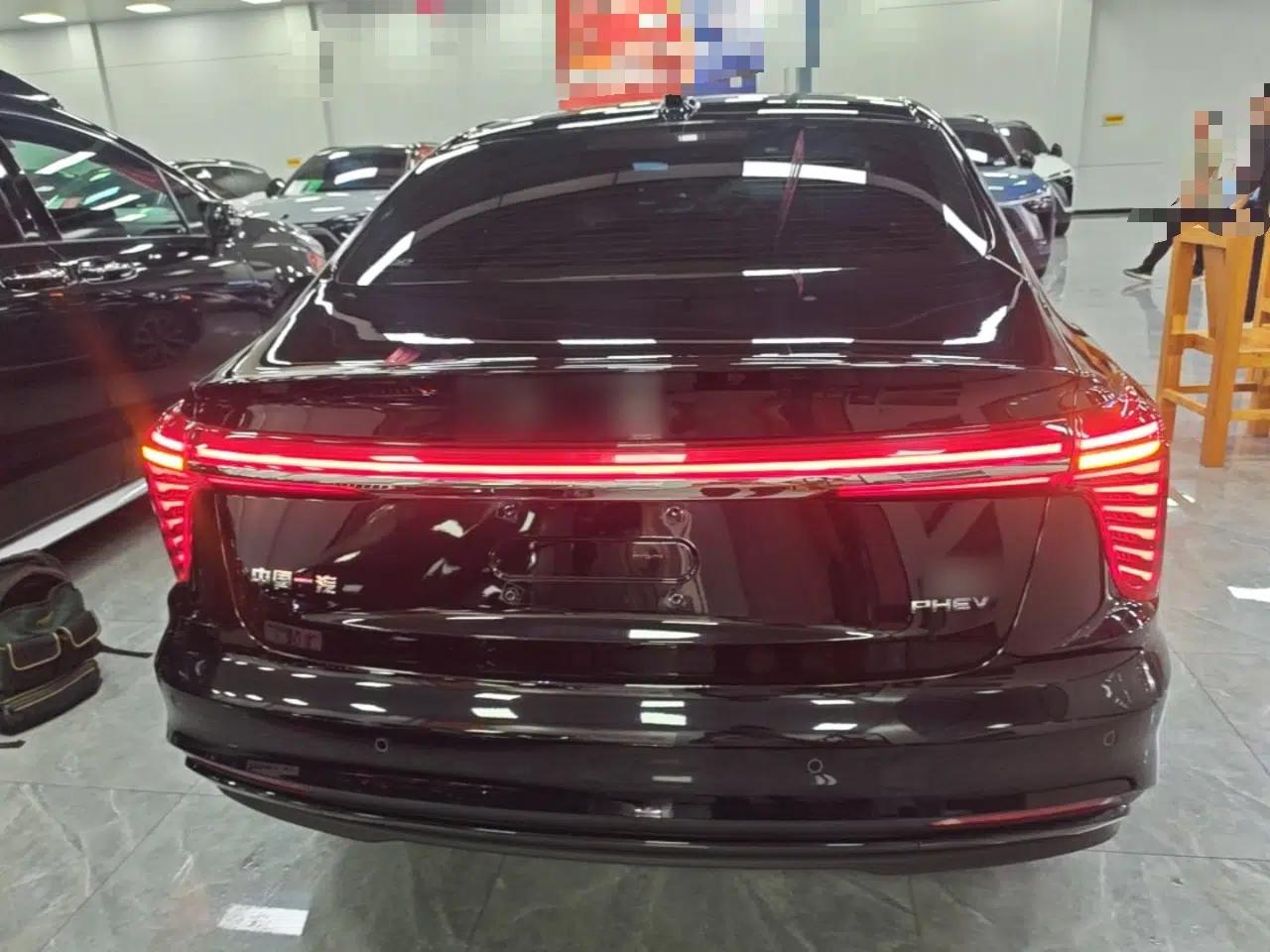 Hongqi H5 PHEV 2025 130 Super Hybrid Version — миниатюра 5