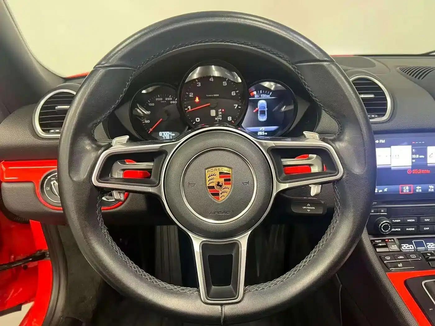 2018 Porsche 718 Boxster 2.0T — миниатюра 20