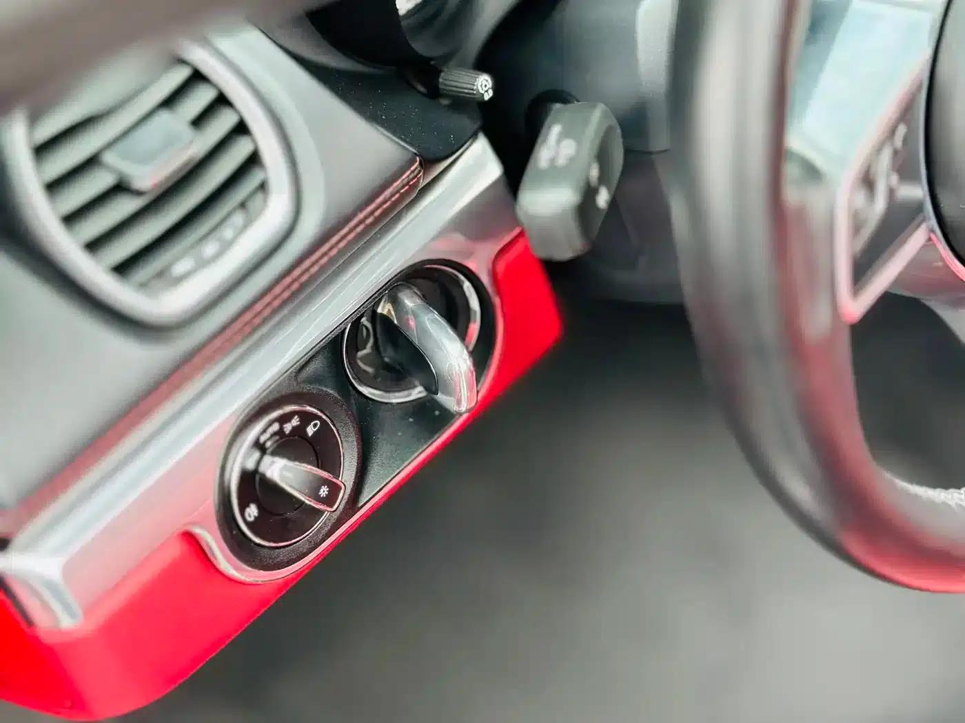 2022 Porsche 718 Boxster 2.0T — миниатюра 10
