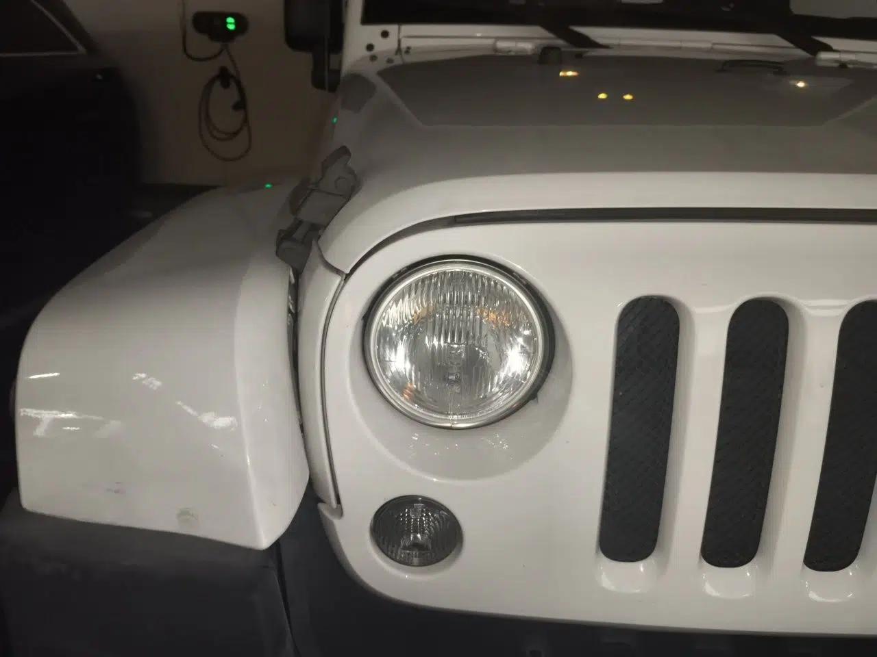 Jeep Wrangler 2015 2.8TD Sahara Four-Door Comfort Edition — миниатюра 7