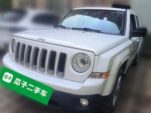 Jeep Patriot 2014 2.4L Luxury Navigation Edition