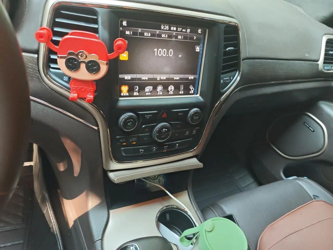 Jeep Grand Cherokee 2014 3.0L Flagship Zunyue Edition — миниатюра 13