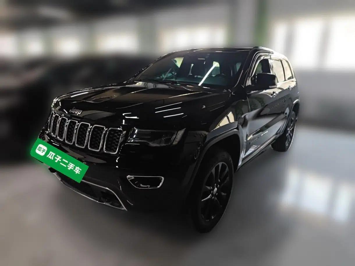 Jeep Grand Cherokee 2016 3.0L Elite Navigation Edition — миниатюра 1