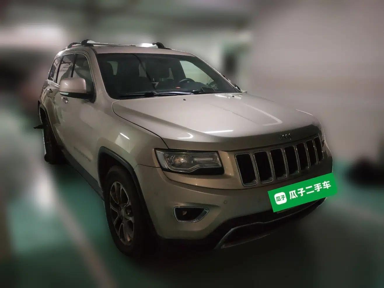 Jeep Grand Cherokee 2014 3.6L Elite Navigation Edition — миниатюра 3