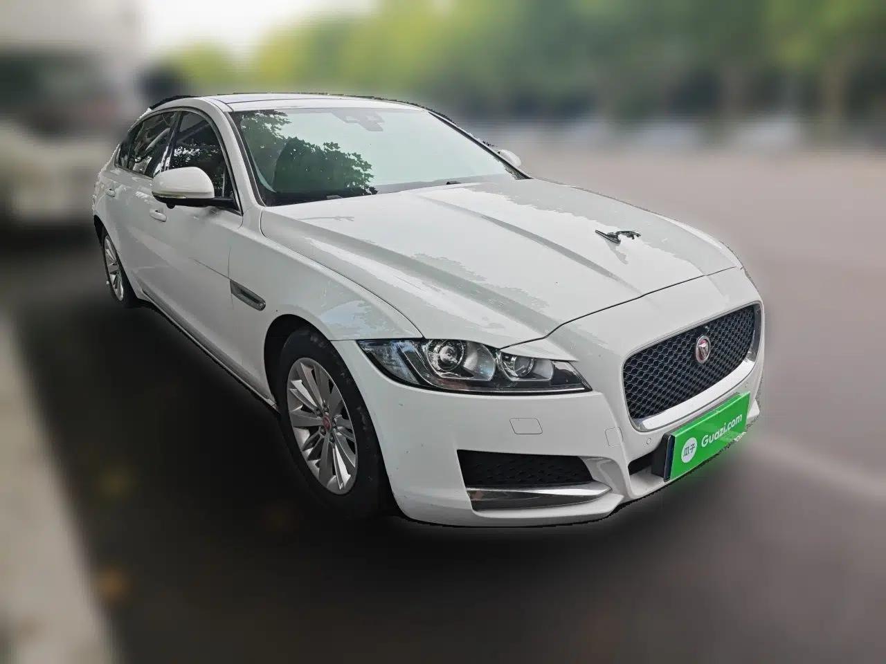 Jaguar XFL 2019 XFL 2.0T 200PS Two-Wheel-Drive Luxury Edition — миниатюра 3