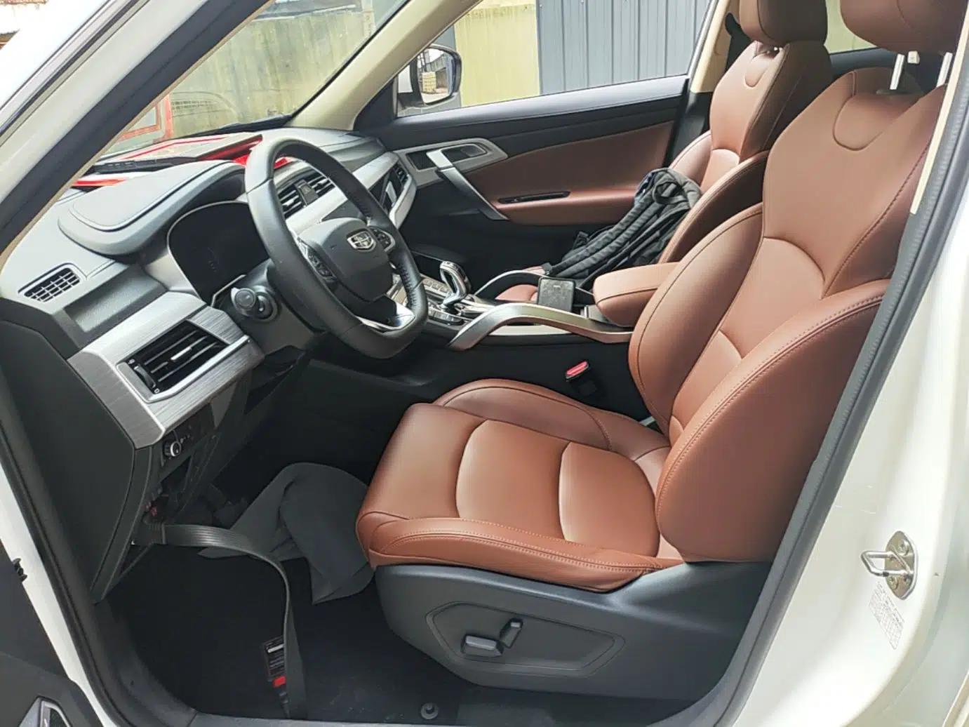 Geely Auto Emgrand X7 Sport 2021 1.8TD DCT Two-Wheel Drive Asian Games Edition — миниатюра 17