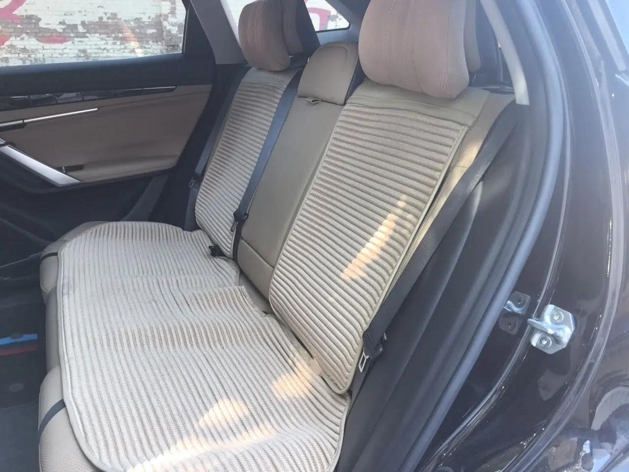 Geely Auto FX11 2023 1.5TD DCT Prestige Edition — миниатюра 20
