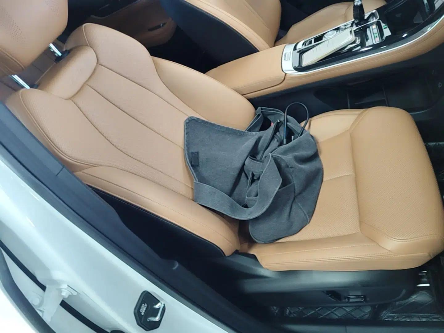 Geely Auto FX11 2025 4th Generation 1.5TD DCT - Shanhe — миниатюра 19