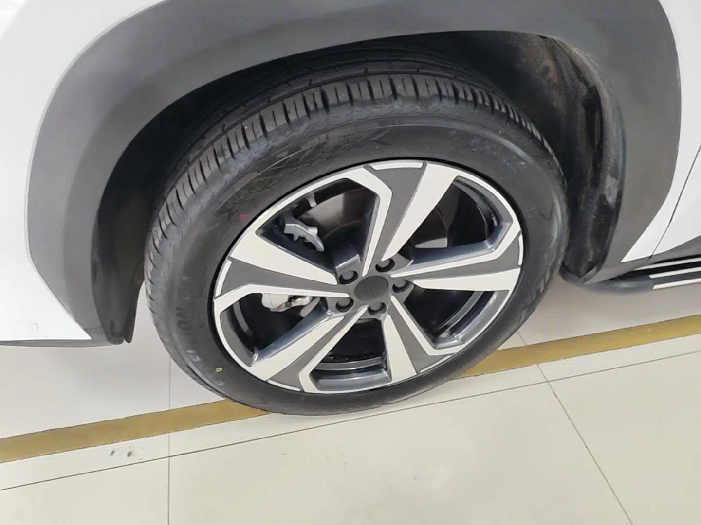 Geely Auto FX11 2025 4th Generation 1.5TD DCT - Shanhe — миниатюра 10