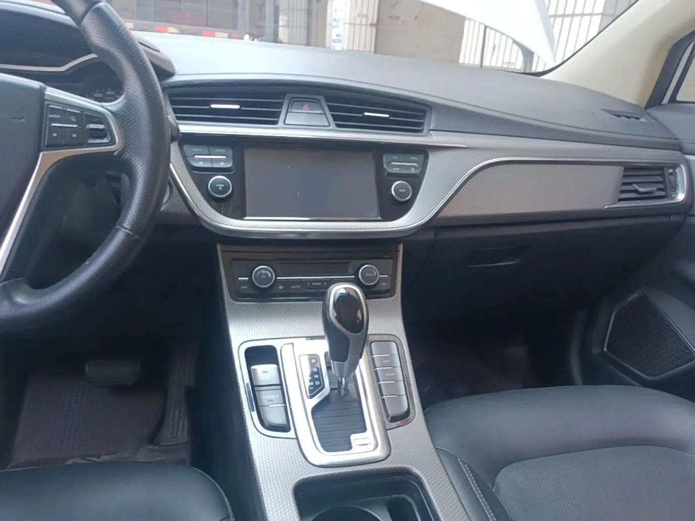 Geely Auto Emgrand GS 2016 Elegant Edition 1.3T Automatic LingShang Model — миниатюра 15