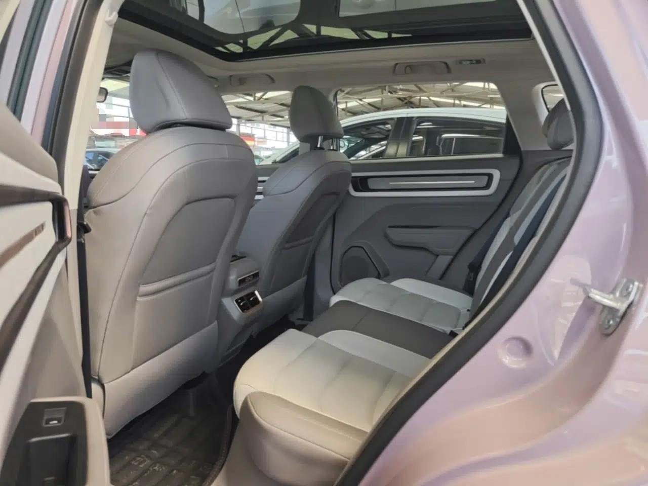 Geely Auto icon 2026 Model Chocolate 1.5TD Pure & Refined Edition — миниатюра 25