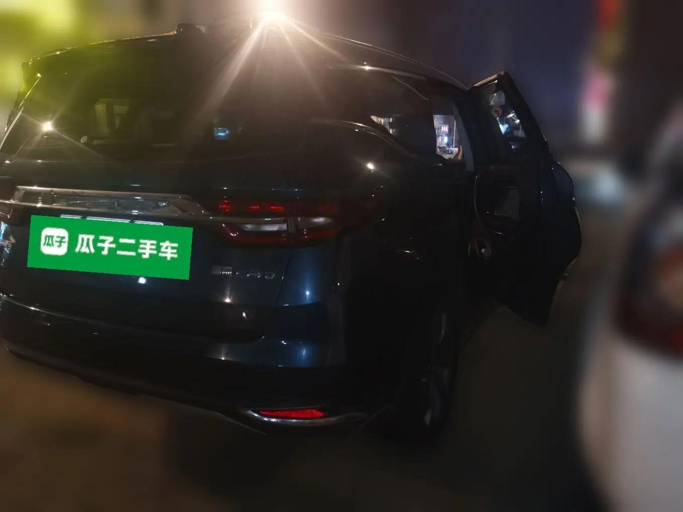 Geely Auto Jiajie New Energy 2022 1.5TD PHEV Platinum Comfort Edition — миниатюра 6
