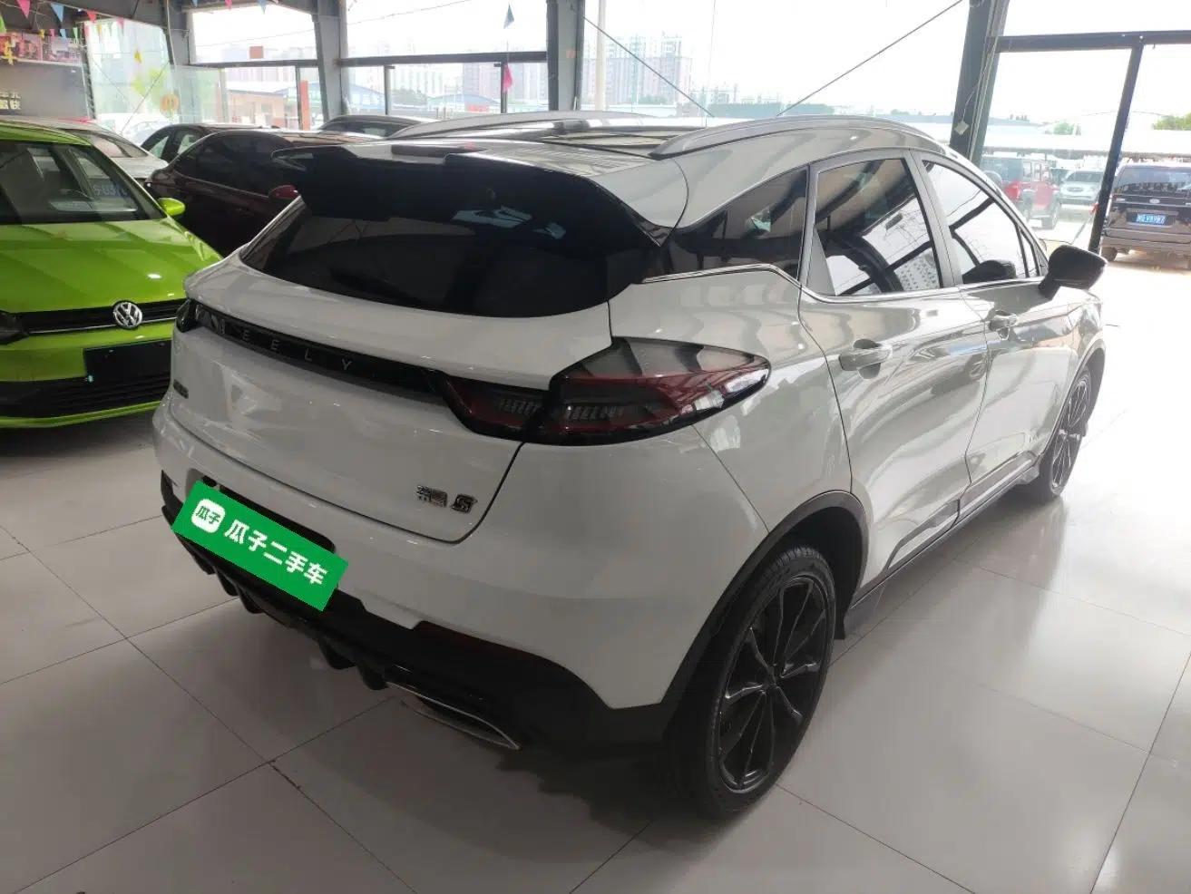 Geely Auto Emgrand S 2021 1.4T CVT Luxury Version — миниатюра 6