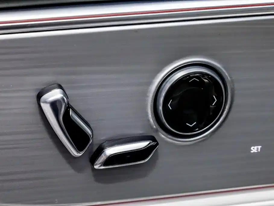 Buick GL8 PHEV 2024 Luxury Edition 7-seater — миниатюра 11